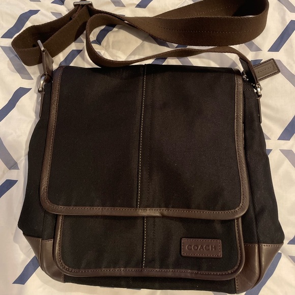 Coach Messenger Bag - Picture 1 of 9